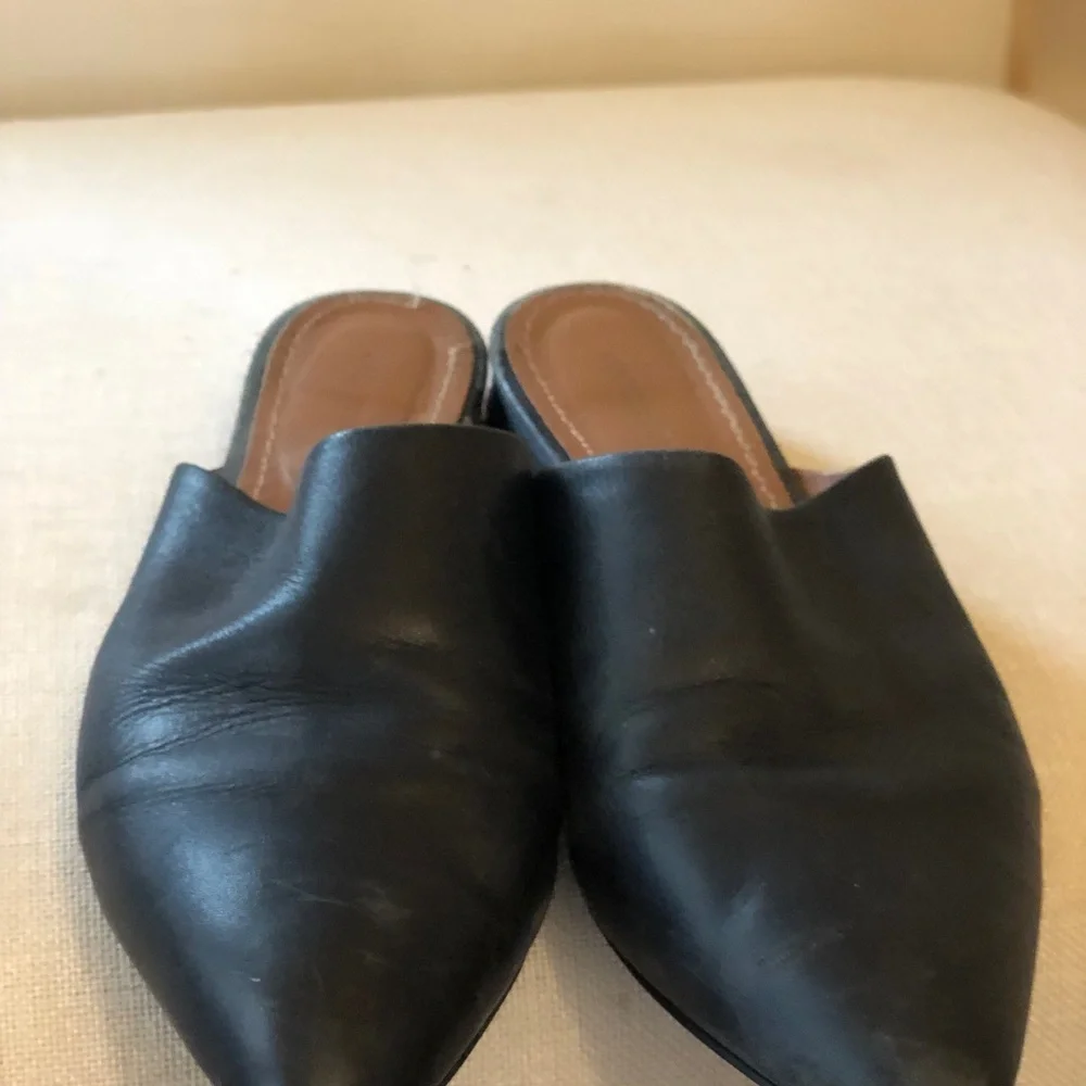 Country Road Australia Black Leather Mules Size 8.5 - Picture 1 of 6